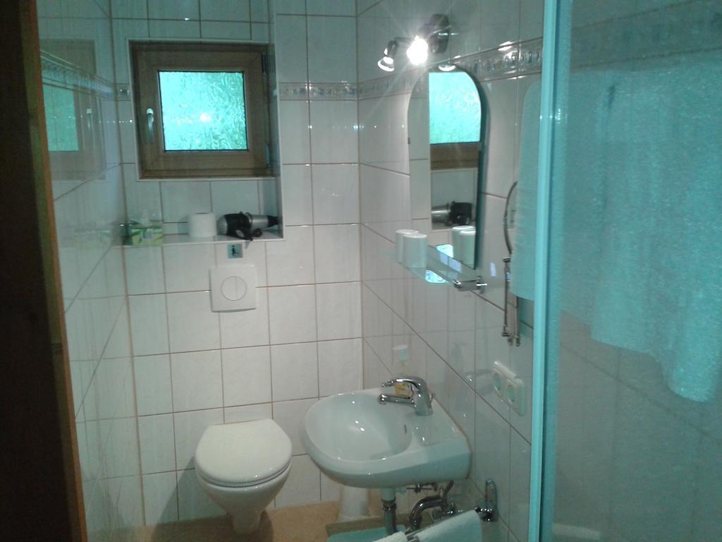 Gaestehaus Attenhauser Unterammergau Habitación foto